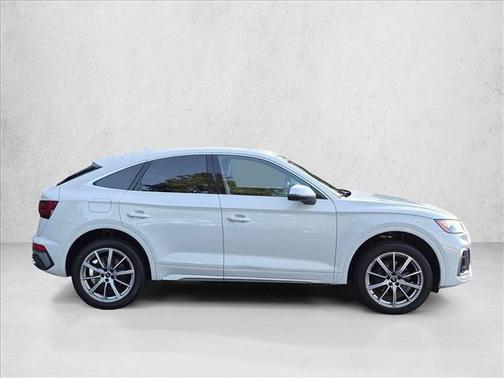 Glacier White Metallic 2022 Audi SQ5 3.0T Premium