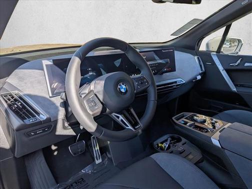 2026 BMW iX xDrive60