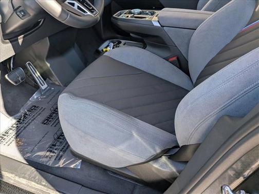 2026 BMW iX xDrive60