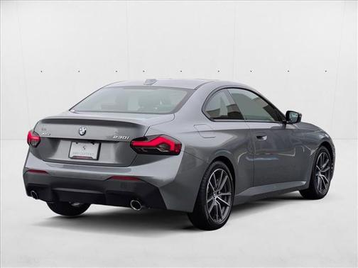 2025 BMW 230 i xDrive