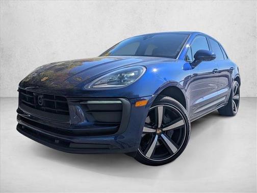2023 Porsche Macan AWD