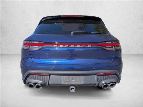 2023 Porsche Macan AWD