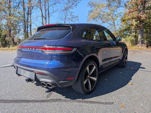 2023 Porsche Macan AWD