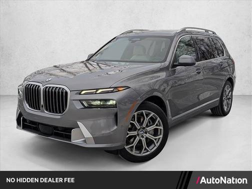 Skyscraper Grey Metallic 2026 BMW X7 xDrive40i