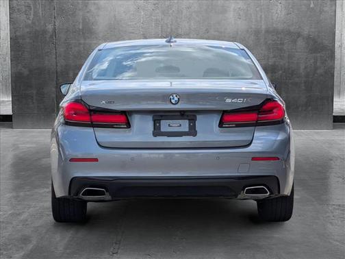 2022 BMW 540 i xDrive