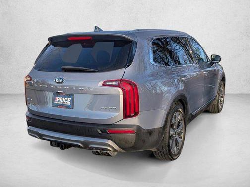 Everlasting Silver 2021 Kia Telluride EX