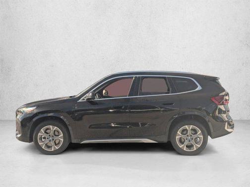 Black Sapphire Metallic 2025 BMW X1 xDrive28i