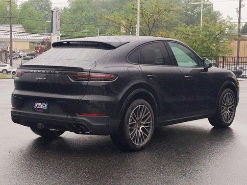 2021 Porsche Cayenne Coupe AWD