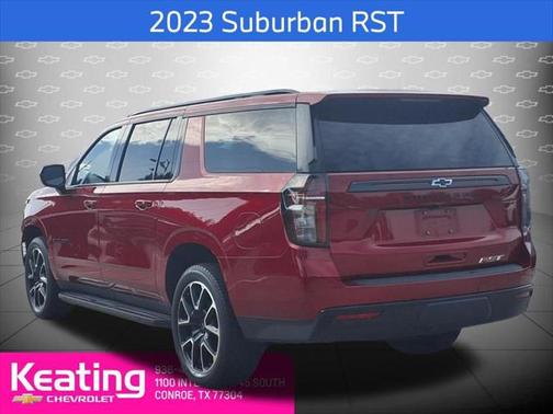2023 Chevrolet Suburban RST