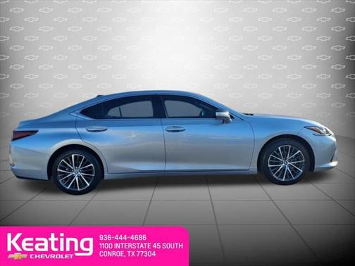 2022 Lexus ES 350 Base