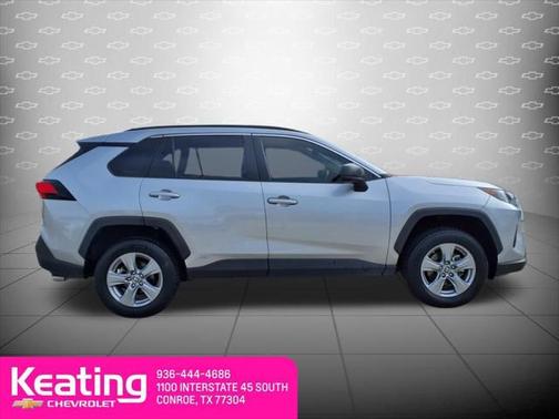 2022 Toyota RAV4 Hybrid LE