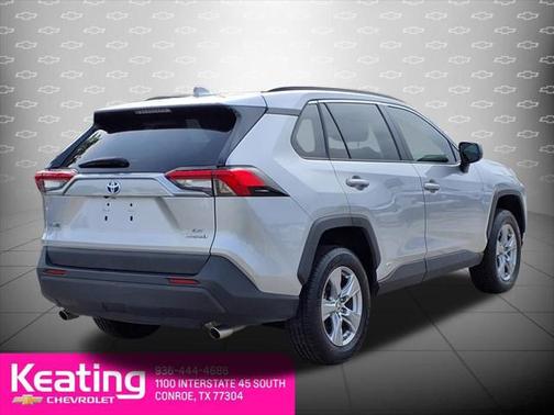 2022 Toyota RAV4 Hybrid LE