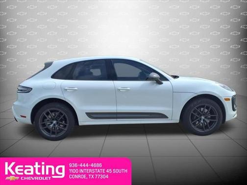 2024 Porsche Macan Base