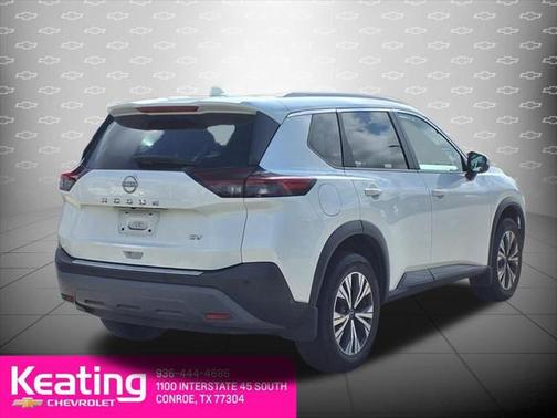 2022 Nissan Rogue SV