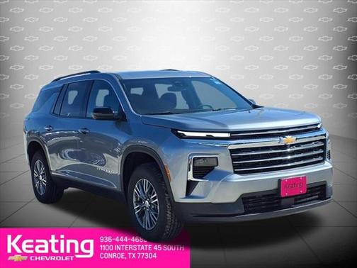 2025 Chevrolet Traverse LT