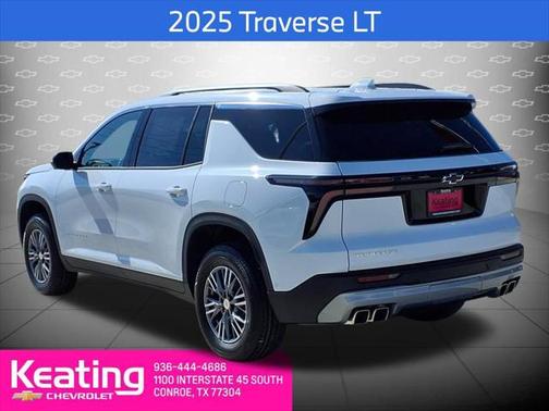 2025 Chevrolet Traverse LT