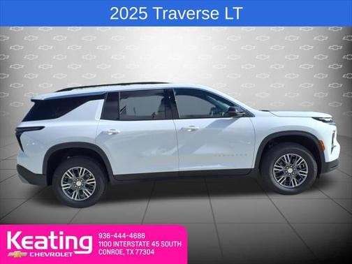 2025 Chevrolet Traverse LT
