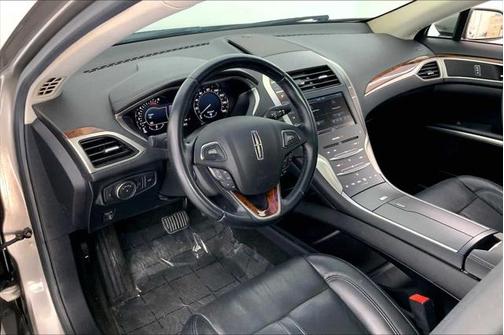 2016 Lincoln MKZ Base