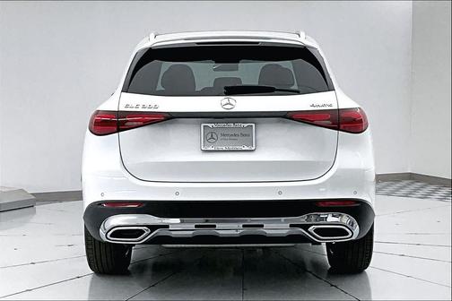2026 Mercedes-Benz GLC 300 4MATIC