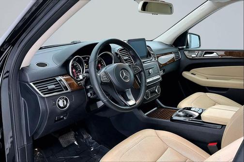 Obsidian Black Metallic 2017 Mercedes-Benz GLS 450 4MATIC