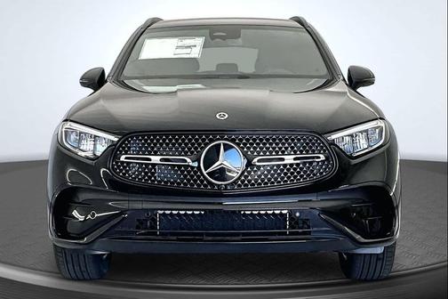 Black 2026 Mercedes-Benz GLC 300 4MATIC
