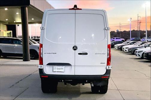 2025 Mercedes-Benz Sprinter 3500XD Standard Roof