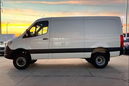 2025 Mercedes-Benz Sprinter 3500XD Standard Roof