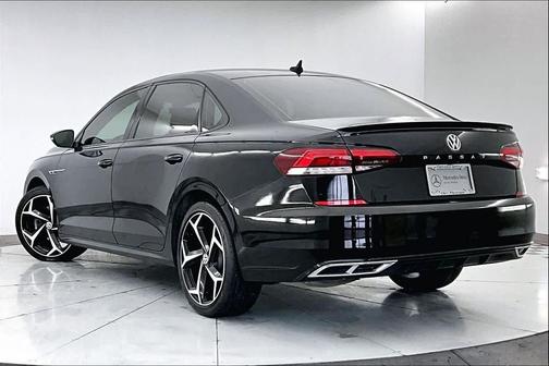 2020 Volkswagen Passat 2.0T R-Line
