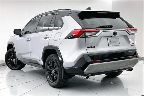2023 Toyota RAV4 Hybrid SE