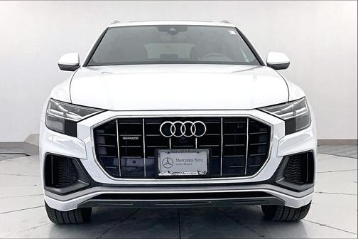 2021 Audi Q8 55 Premium Plus