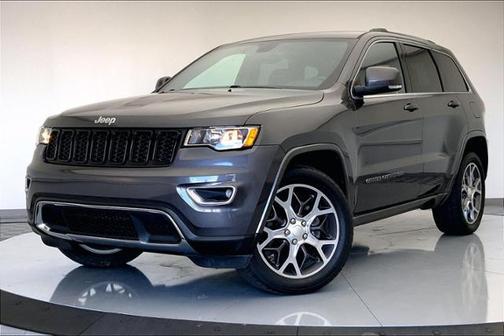 Photo 1 of 28 of 2018 Jeep Grand Cherokee Limited