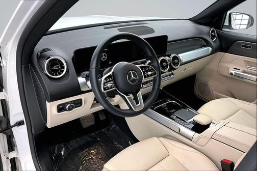 Polar White 2022 Mercedes-Benz GLB 250 4MATIC