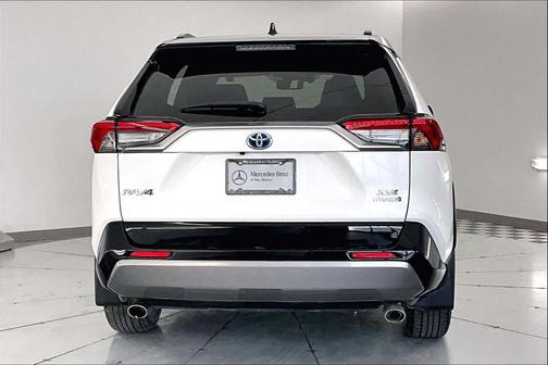 2019 Toyota RAV4 Hybrid SE