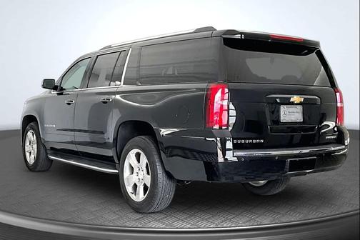 Black 2019 Chevrolet Suburban Premier