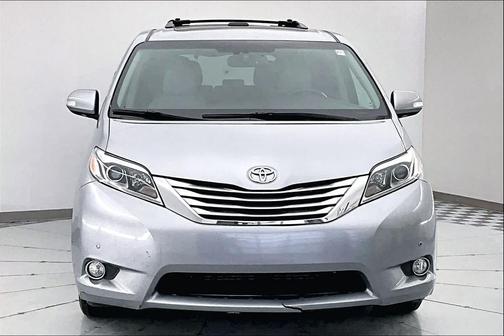 2017 Toyota Sienna Limited Premium