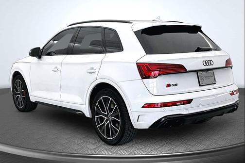 Glacier White Metallic 2024 Audi SQ5 3.0T Premium Plus