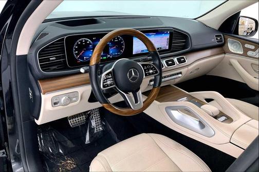 2022 Mercedes-Benz GLS 450 4MATIC