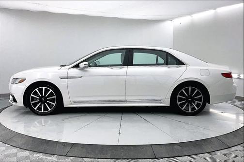 2017 Lincoln Continental Reserve