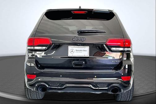 Diamond Black Crystal Pearlcoat 2019 Jeep Grand Cherokee SRT