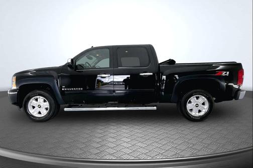 Black 2009 Chevrolet Silverado 1500 LT Crew Cab