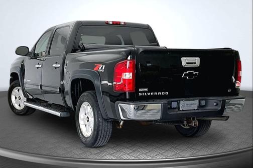 Black 2009 Chevrolet Silverado 1500 LT Crew Cab