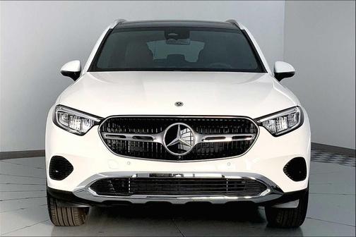 2026 Mercedes-Benz GLC 300 4MATIC
