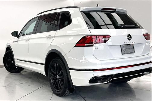 2022 Volkswagen Tiguan 2.0T SE R-Line Black 4MOTION