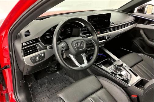 2022 Audi A4 Prestige 45 TFSI S line quattro S tronic