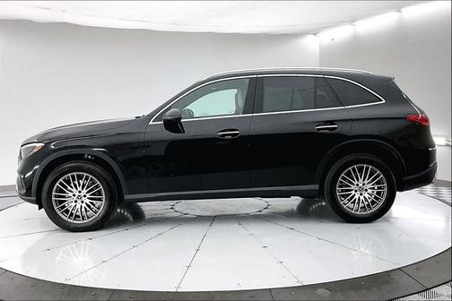 2026 Mercedes-Benz GLC 300 4MATIC