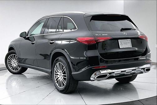2026 Mercedes-Benz GLC 300 4MATIC