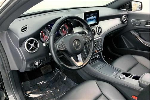 2015 Mercedes-Benz CLA-Class Base