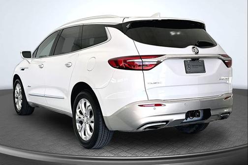 White Frost Tricoat 2018 Buick Enclave Avenir
