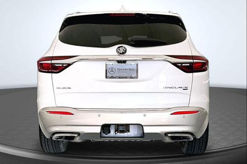 White Frost Tricoat 2018 Buick Enclave Avenir