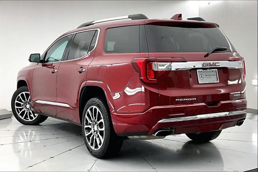 2020 GMC Acadia Denali